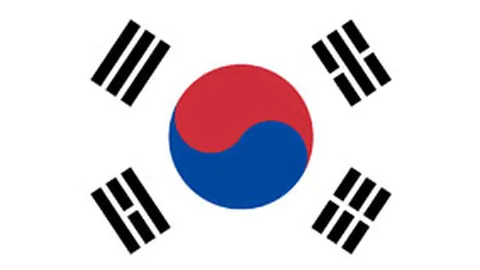 “新加坡南洋杯赛事启幕：棋坛泰斗聂卫平展露高超棋艺”